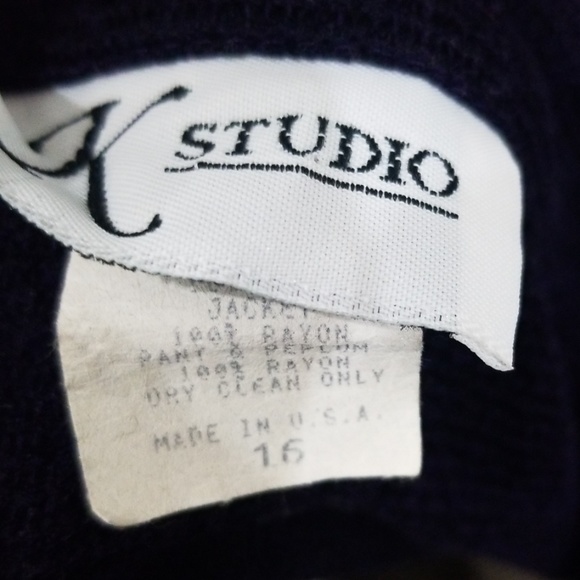 K studio women's dark blue blouse - Picture 8 of 8